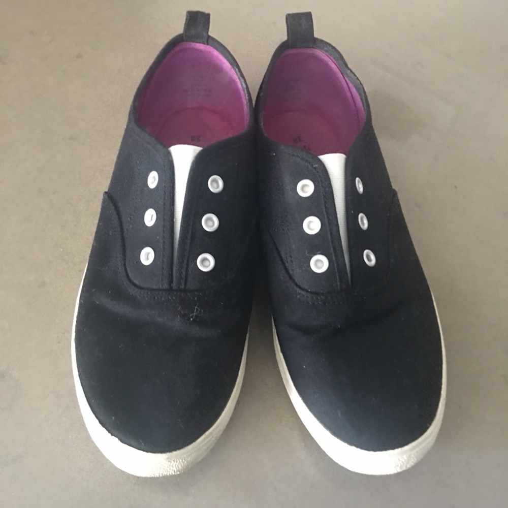 Black H&M slip on sneakers size 38